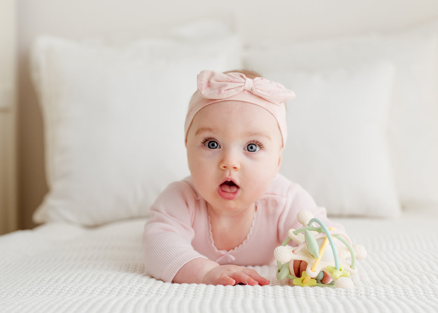 GiliGums-Cosmo Silicone Baby Rattle Teether – Pastel