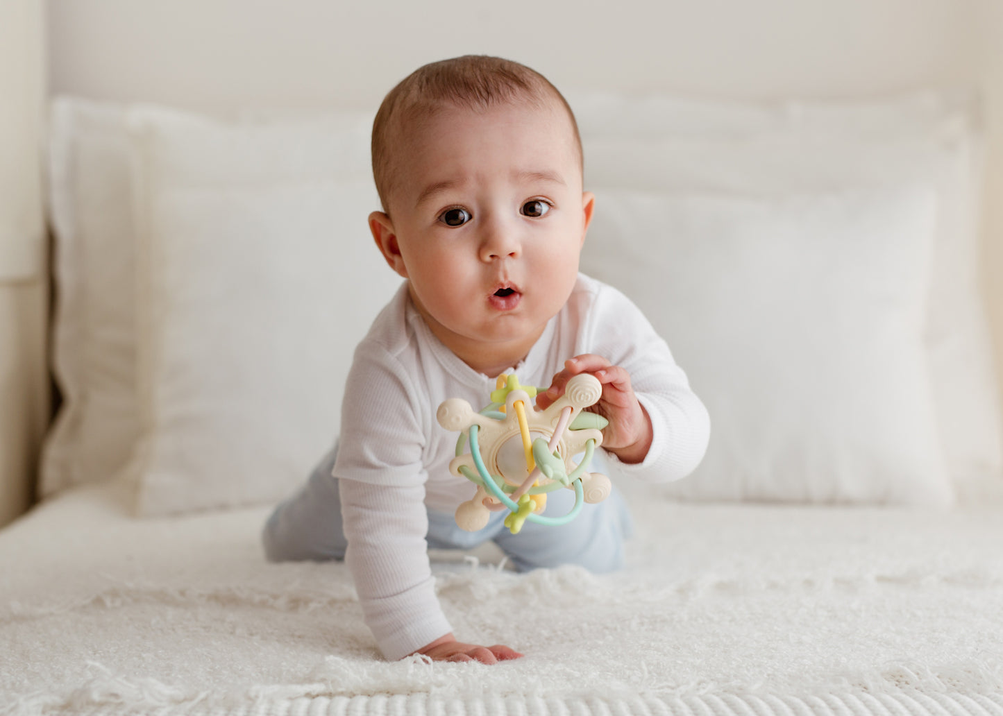 GiliGums-Cosmo Silicone Baby Rattle Teether – Pastel
