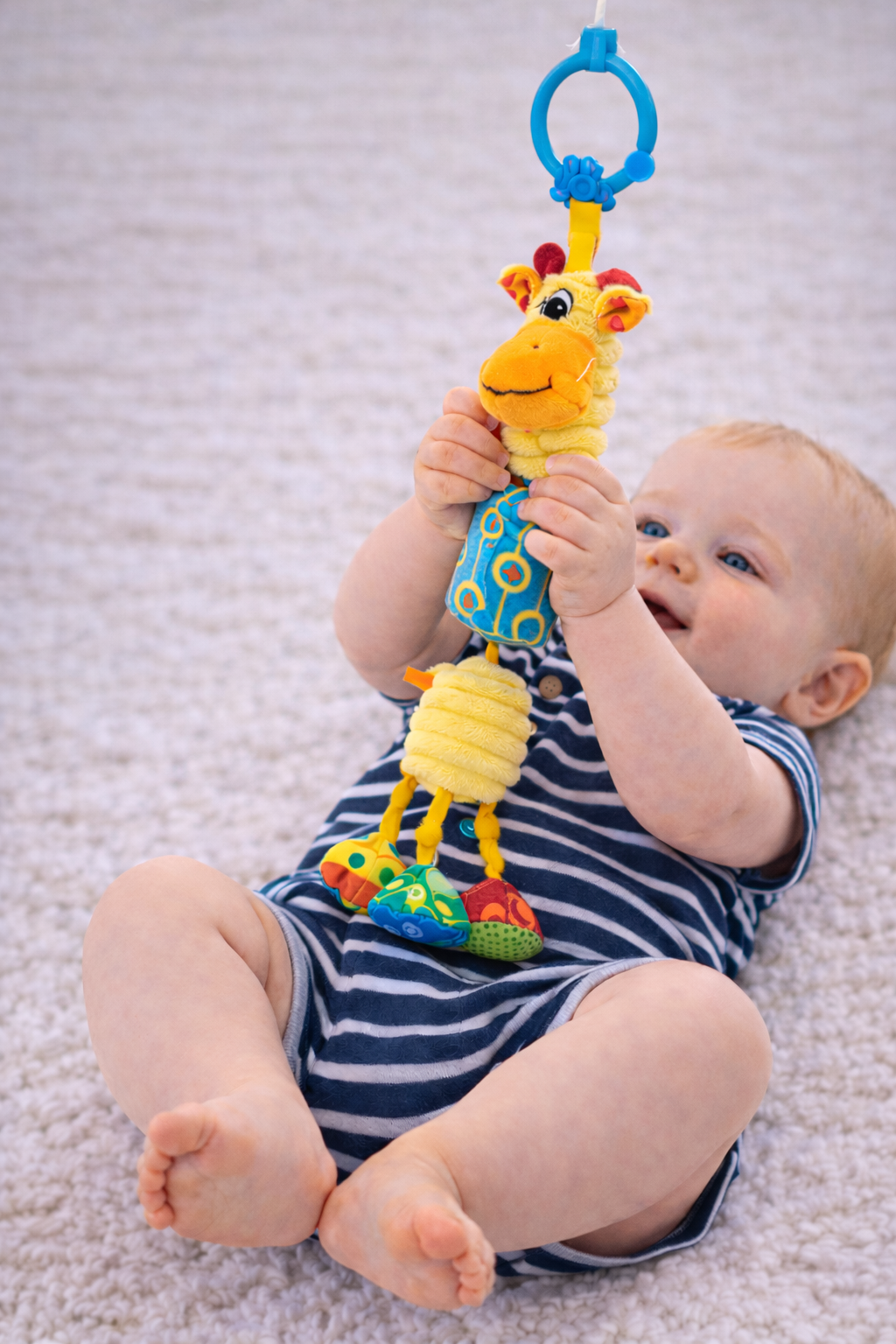 Balibazoo – Gabi The Giraffe Clip-On Hanging Toy